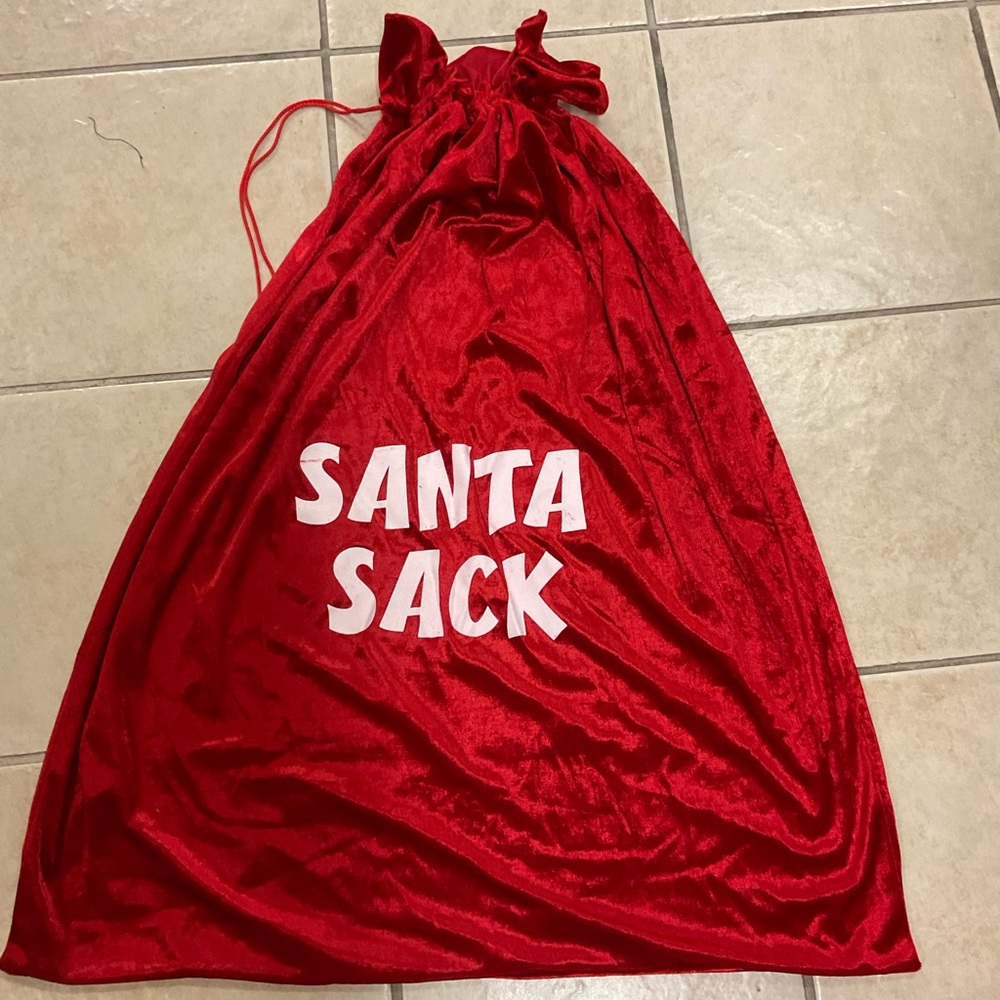 RED SANTA SACKS - Picture 4 of 4